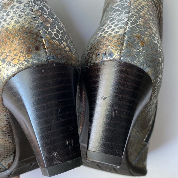 ARA Luftpolster 7 booties fall ankle boots winter heeled RARE Snakeskin metal - Picture 13 of 16